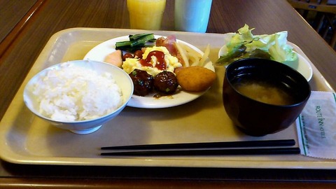 花茶屋朝食バイキング