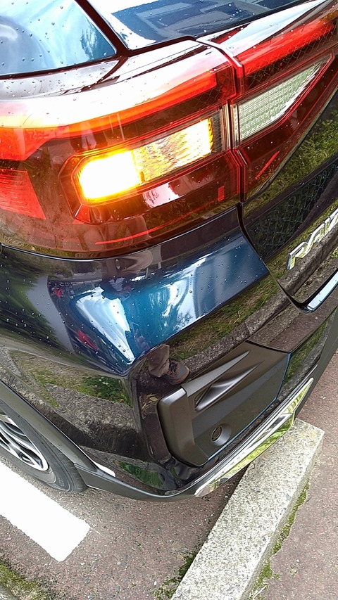 雨降って来やがった