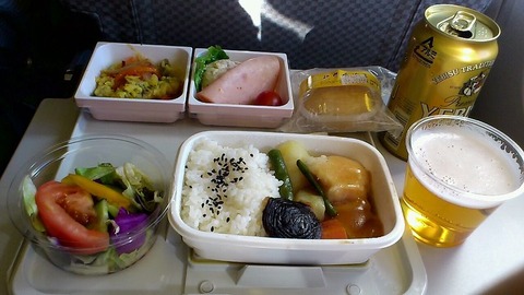 JL894機内食