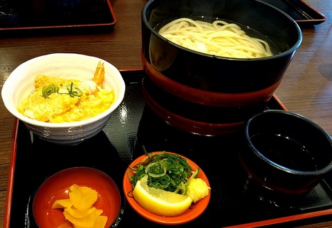 釜玉うどん3玉+ミニ天とじ丼