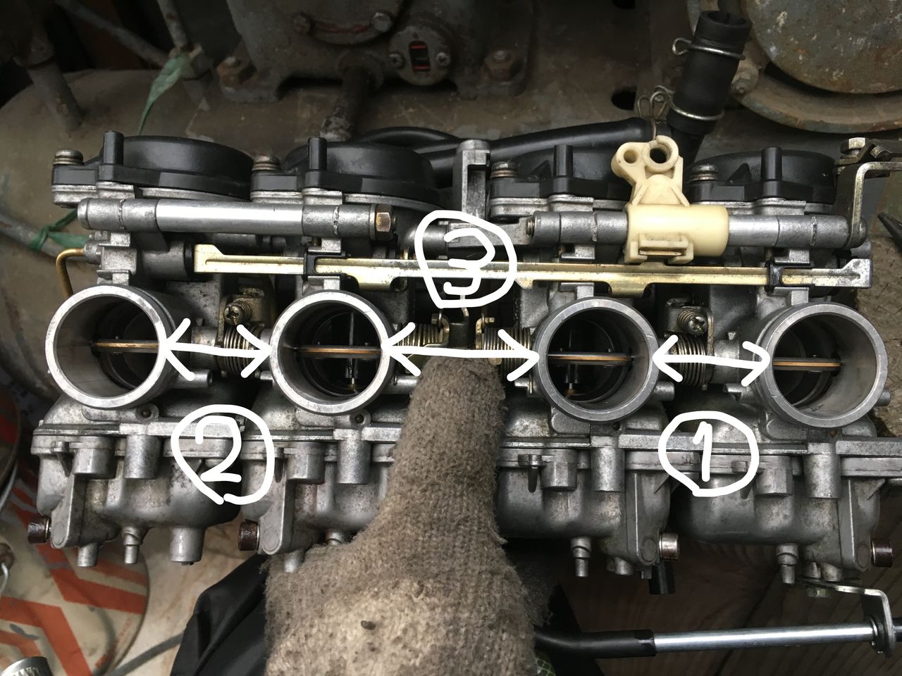 続・キャブレター同調作業？！バンディット250 : hideolgaのblog