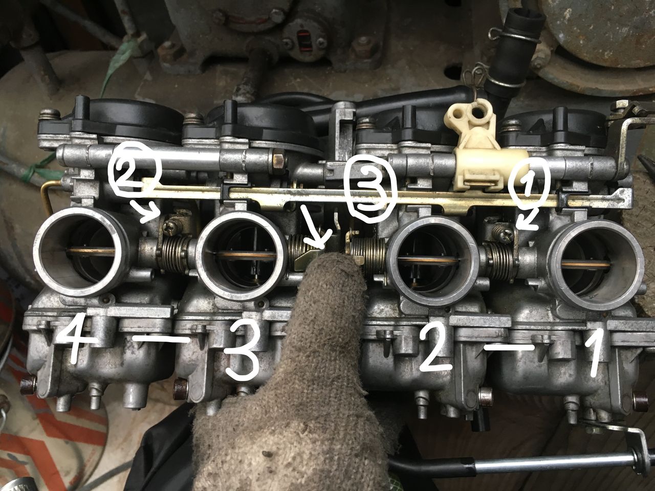 続・キャブレター同調作業？！バンディット250 : hideolgaのblog