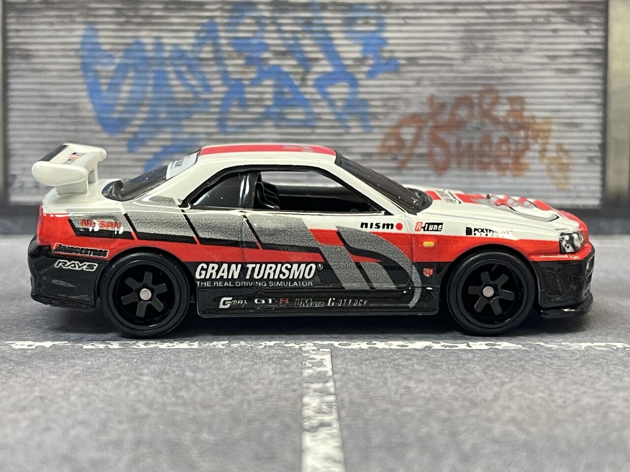 ポップカルチャーグランツーリスモ7日産スカイラインGT-R (BNR34