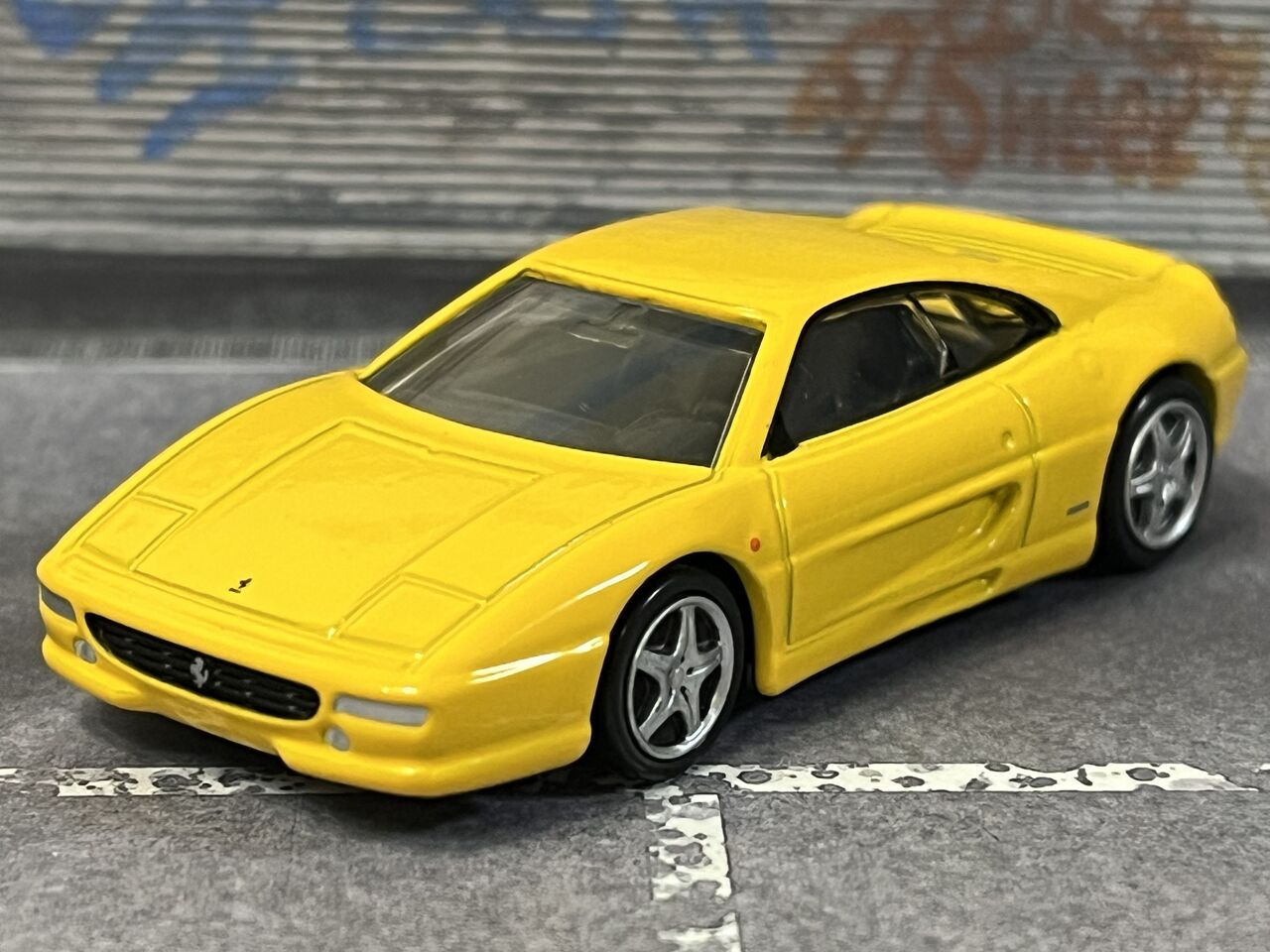 トミカ】フェラーリF355ベルリネッタ（黄） （LV-NEO フェラーリ