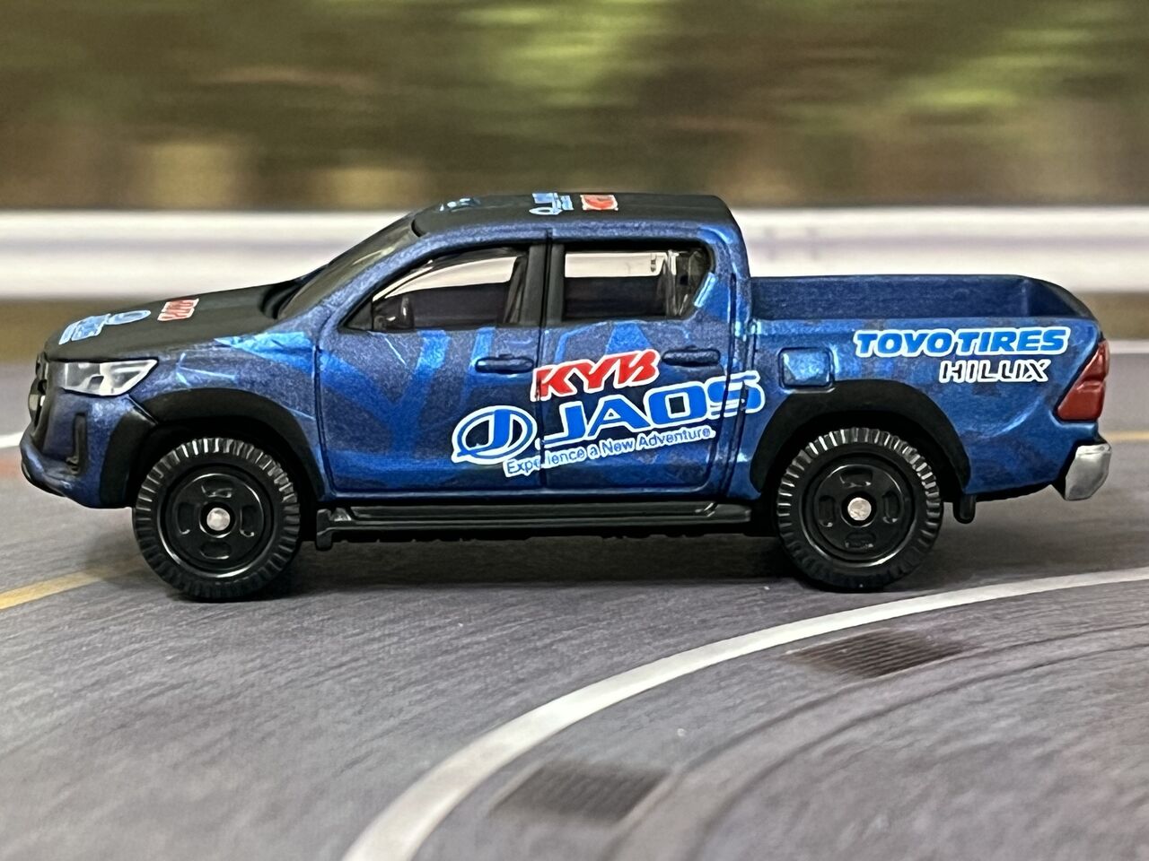 トミカ　JAOS特注　 TEAM JAOS HILUX 36台 Takara Tomy / Tomica Toyota Hilux TEAM JAOS HILUX 2020 ver