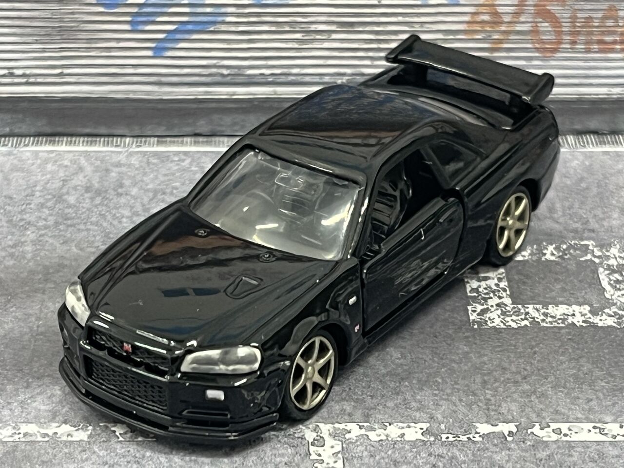 トミカプレミアム10周年のV-spec II Nur・・・第756回今日の