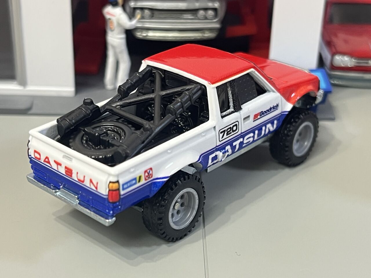 ホットウィール  DATSUN 720 ミニカー 8個セット ちょい塗り『ダットラ』720【ミニカー 新製品 プチ整形】【Hot