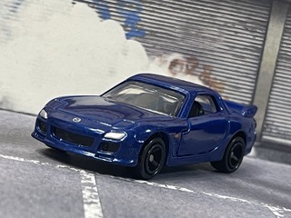 完成度が高いエディオンオリジナルRX-7 FD3S・・・第662回今日の