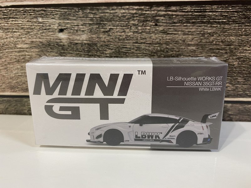 MINIGT LBWK NISSAN 35GT-RR 2台セット 新品未開封 1/64スケール MINI GT「LB-Silhouette WORKS GT NISSAN 35GT-RR