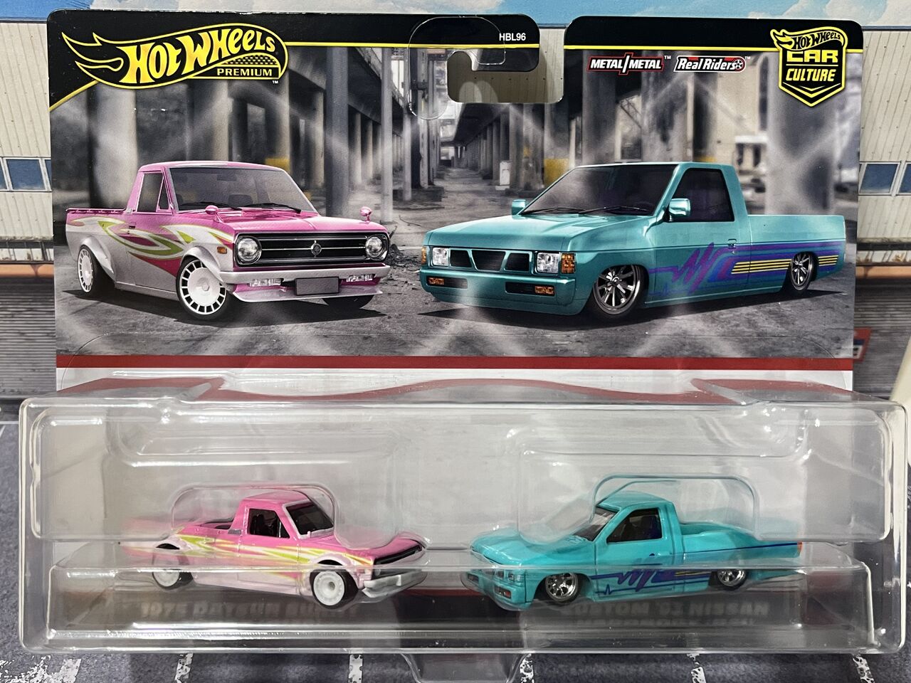 ホットウィール　日産　旧車　ミニカー 12台セット 12月のホットウィール（ MODERN CLASSICS） : [限] 期間限定です