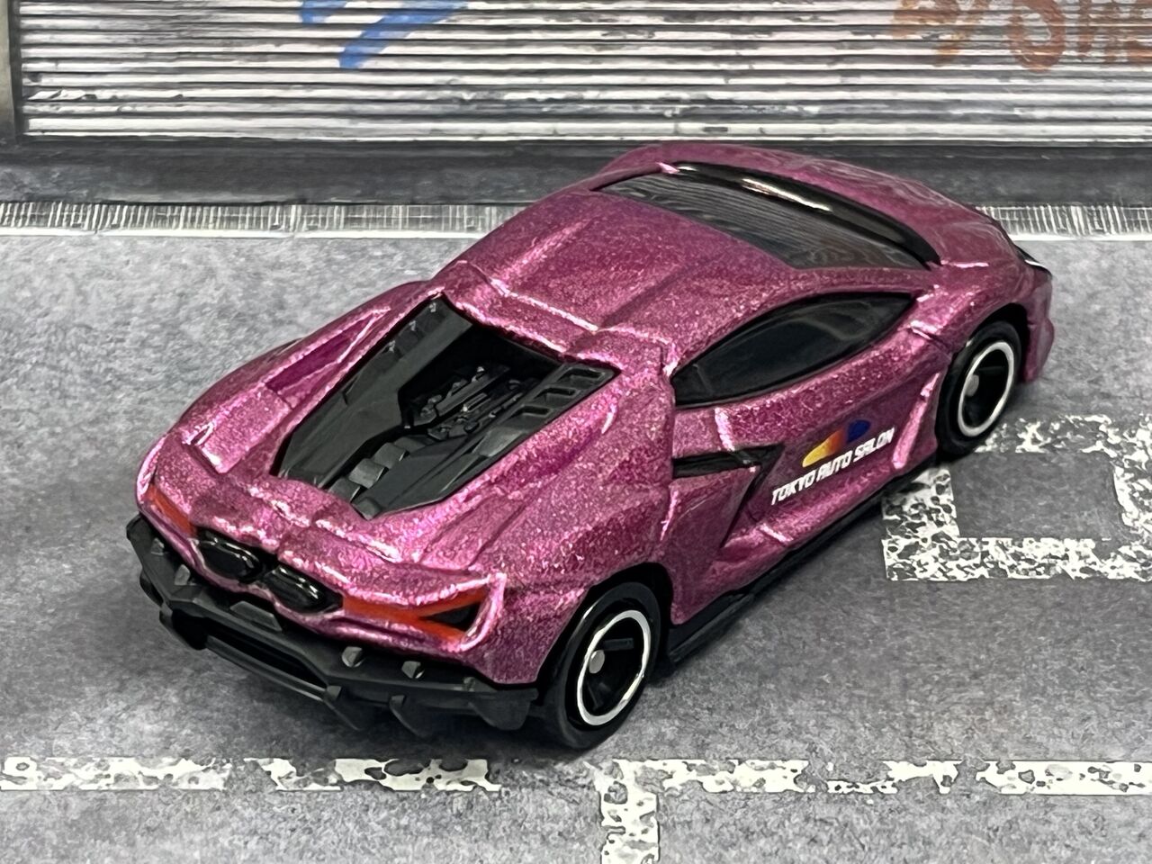 東京オートサロン2026 開催記念トミカ ランボルギーニ レヴエルト