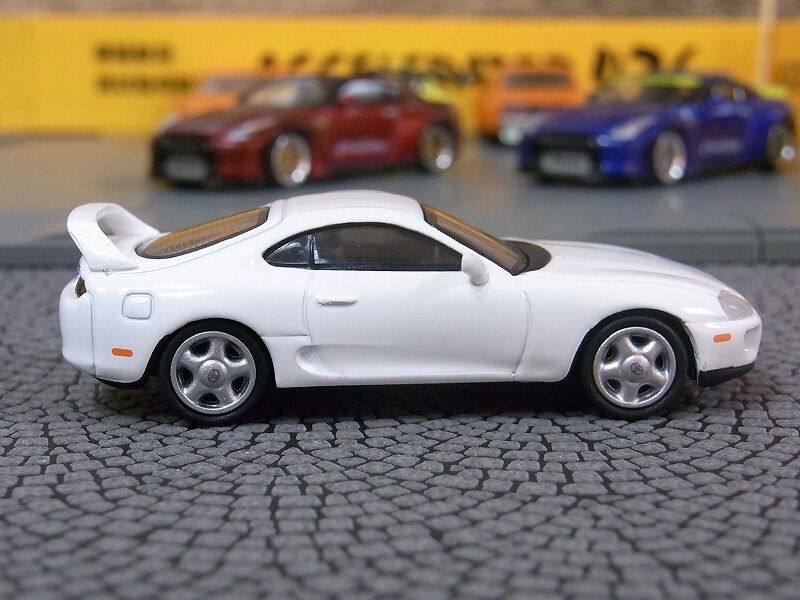 MINI GT トヨタスープラ(JZA80) スーパーホワイト L&R MINI GT 14 Toyota Supra (JZA80) Super White RHD Asia version
