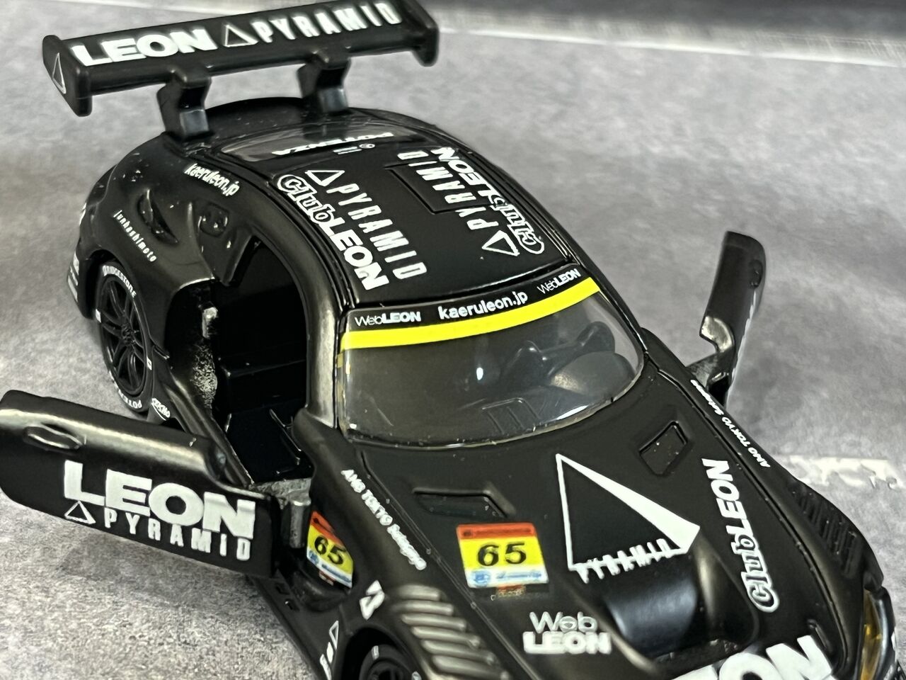 トミカプレミアムRacing レオン ピラミッド AMG・・・第857回