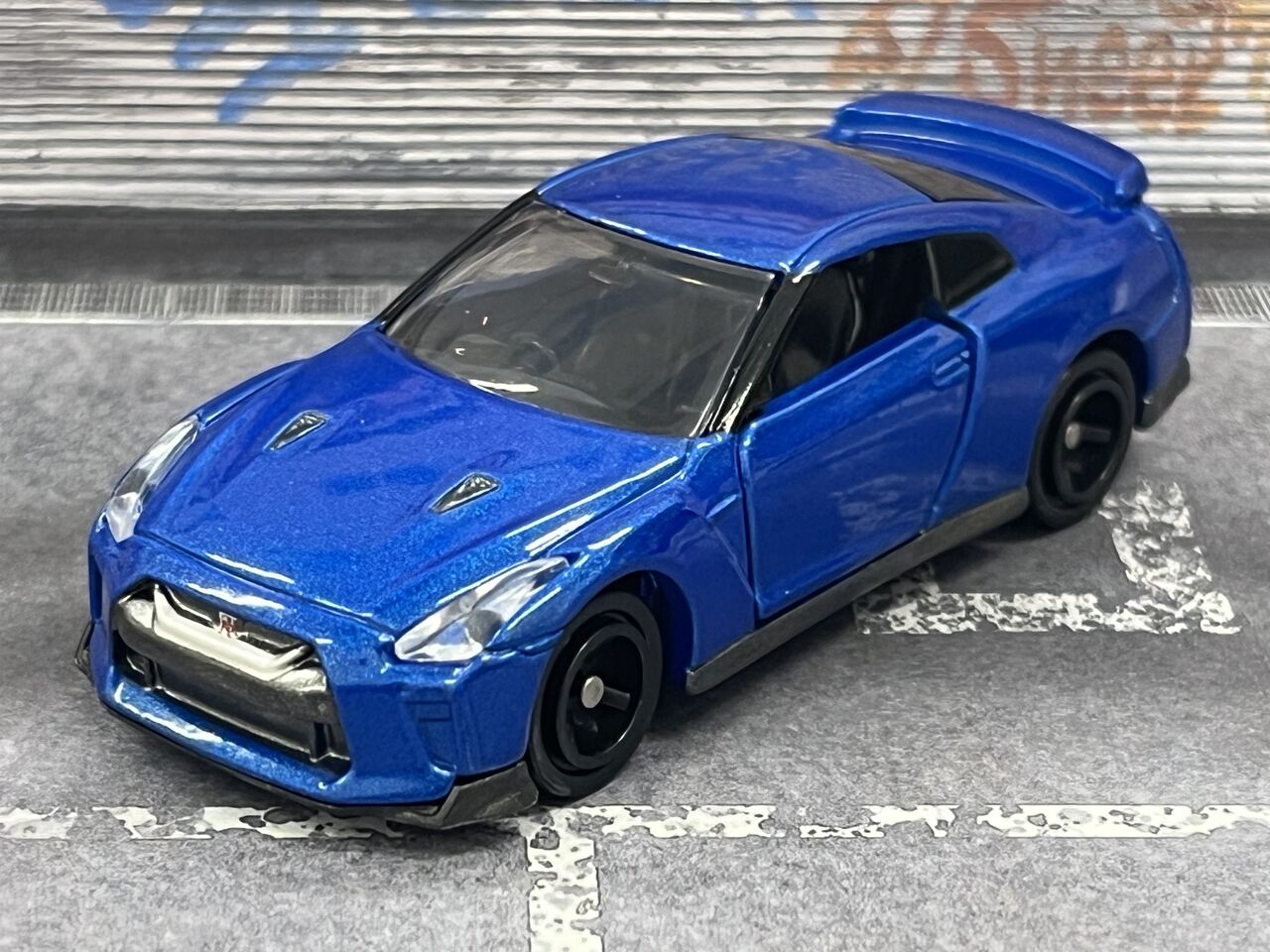 シャイニーブルーな香港限定GT-R・・・第670回今日のトミカ