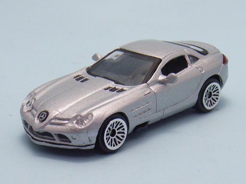 メルセデス・ベンツ SLR マクラーレン ミニカー メルセデス・ベンツ ディラーモデル 1/43 SLR マクラーレン