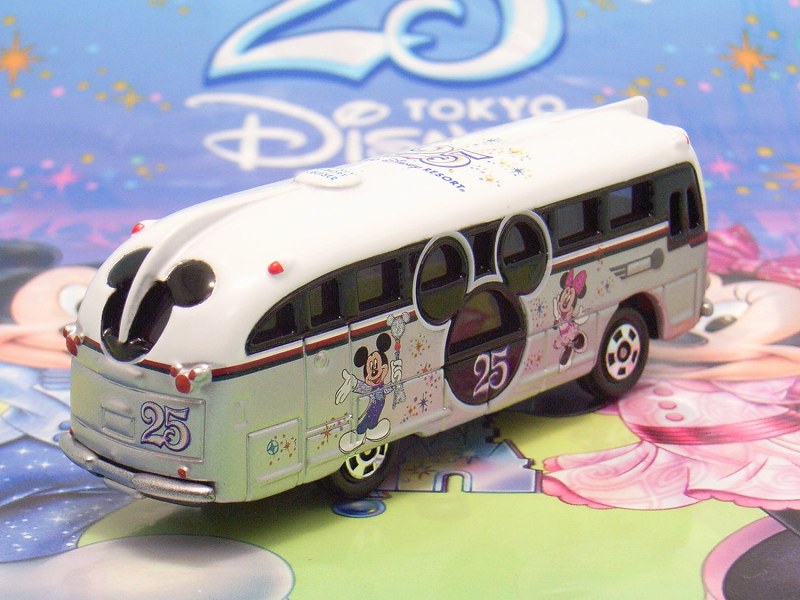 祝！！東京ディズニーリゾート25周年！！トミカ『ディズニー