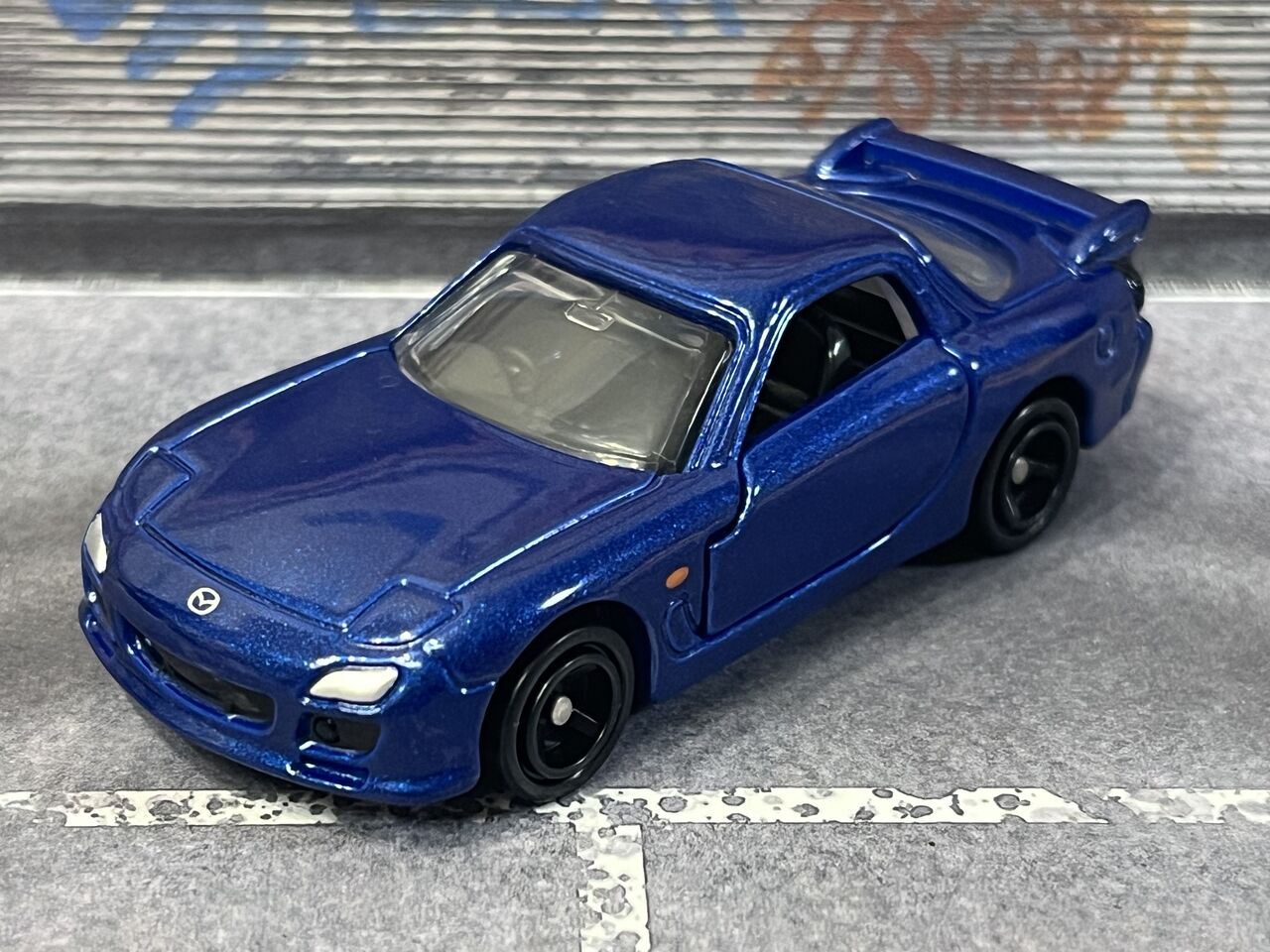 完成度が高いエディオンオリジナルRX-7 FD3S・・・第662回今日の