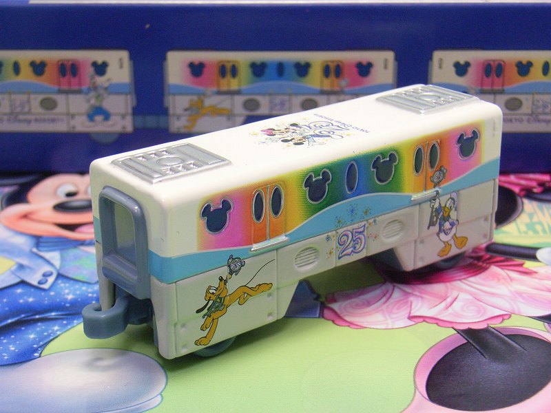 第104回今日のトミカ 『ディズニーリゾートライン3両セット 25