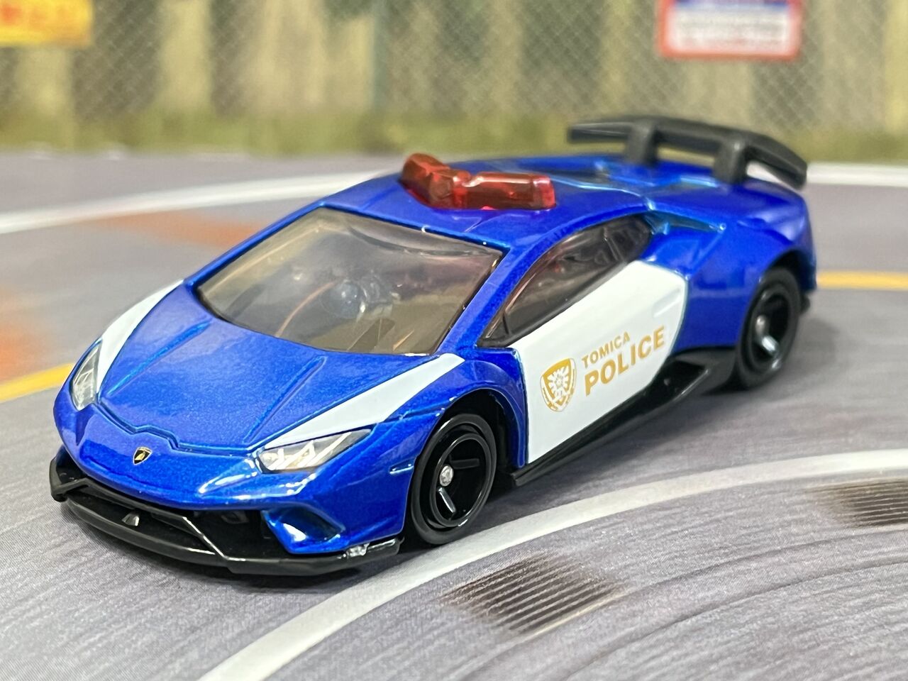 青い猛牛・・・第381回今日のトミカ : [限] 期間限定ですっ！！-3inch