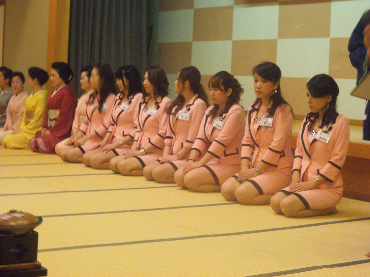 お座敷コンパニオン コンパニオン ゲーム大会、大懇親会、お座敷遊び、二人羽織、ライオンズ最終一泊例会② : 幸せを生む住まい ひでさんブログ
