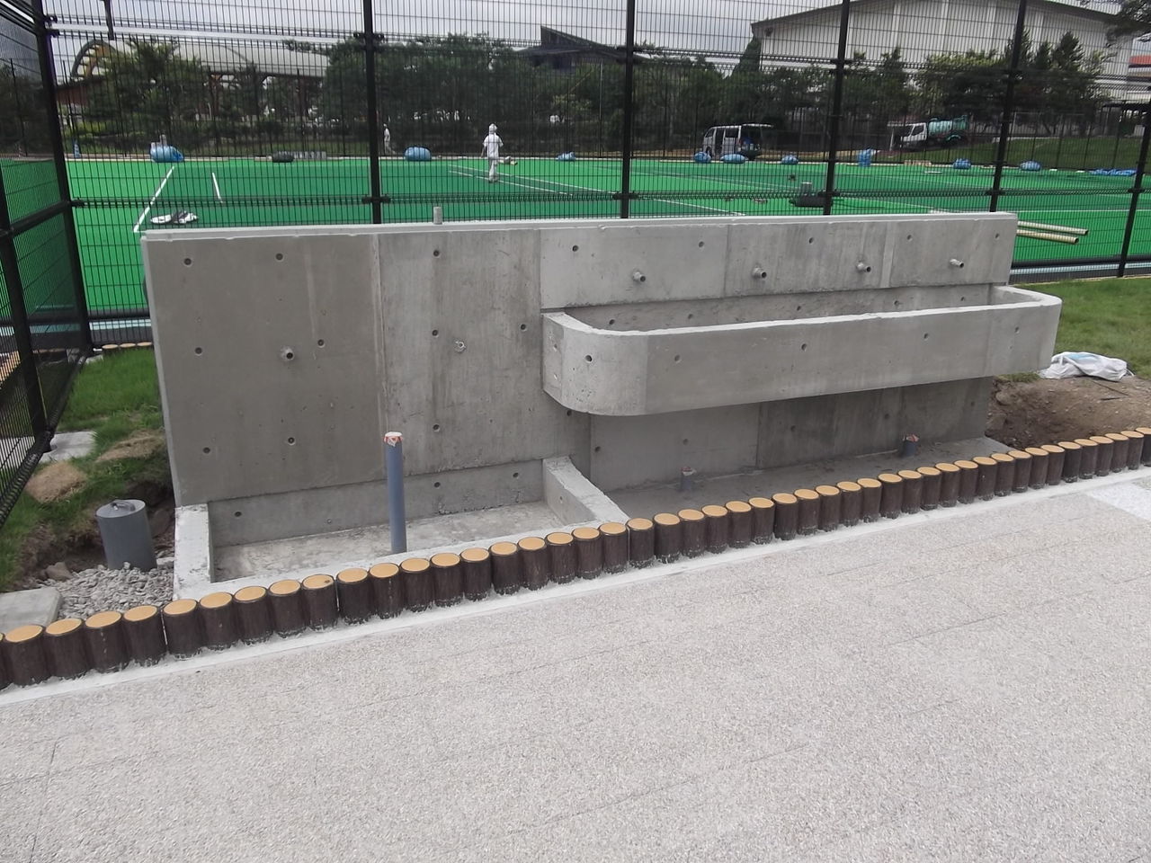 t中学校 屋外トイレ 中間検査 人工芝テニスコート 幸せを生む住まい ひでさんブログ t中学校 屋外トイレ 中間検査 人工芝テニスコート 幸せを生む住まい ひでさんブログ