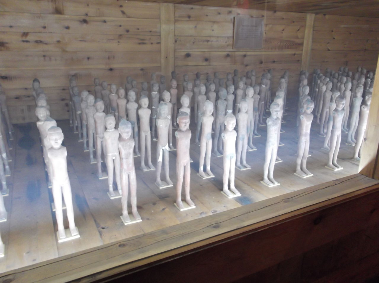 中国旅行 西安⑥ 「陽陵博物館」 城壁・城門 ザクロちゃん : 幸せを