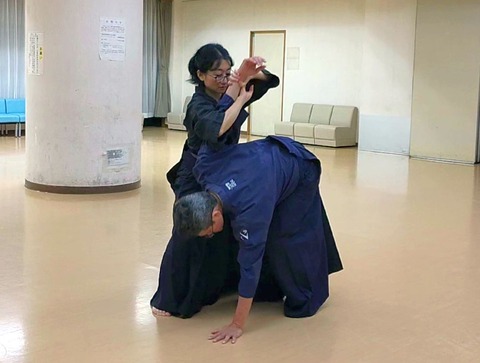 jujutsu_udekakaekuzushino2