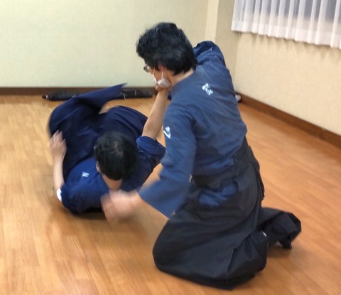 jujutsu_suwarikaeshi