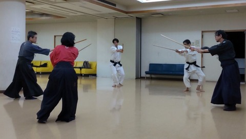kenjutsu_suburi5