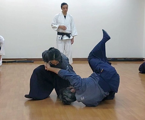 jujutsu_tsukihanmikuzushisuwari