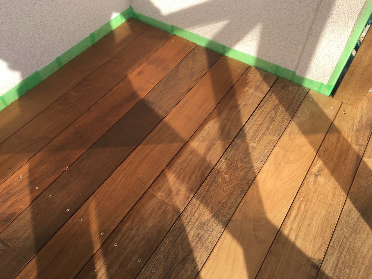 イペ材で作るウッドデッキと塗装 ヒガシの建物紹介