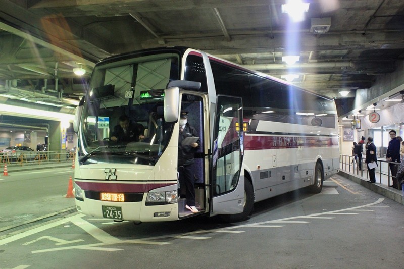 夜行高速バス 千葉・TDR・東京駅・横浜－大阪・神戸線 乗車記 阪急バス(2906号車) まっこの高速バス乗車記