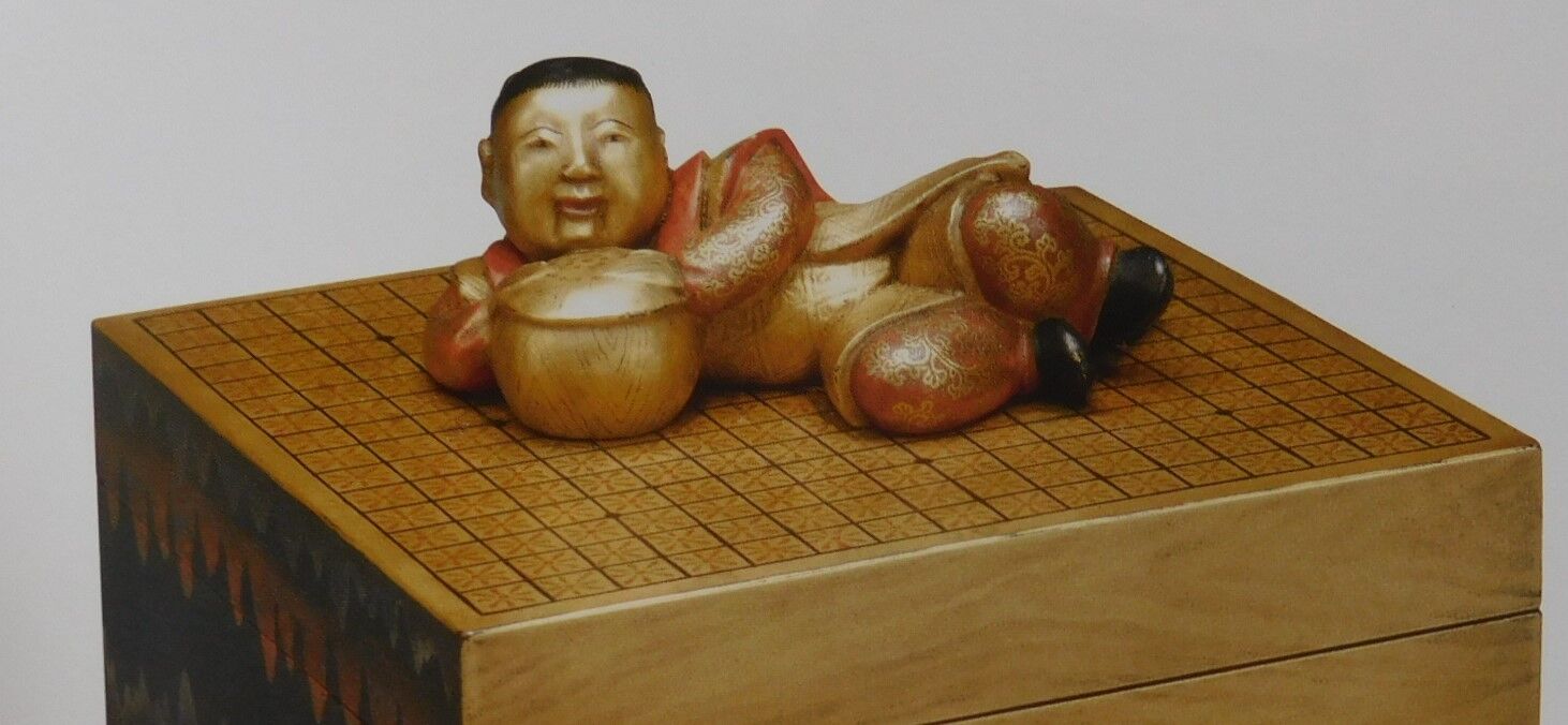 蒔絵 鷹の図碁盤　45.6×42.1×30.2㎝　東Y7-1020② 本榧足付碁盤 6寸3分（天柾） ga60029 | 前川榧碁盤店