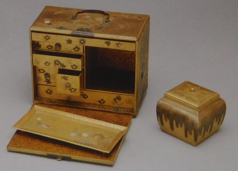 秋草蒔絵、小箪笥 秋草蒔絵香箪笥 文化遺産オンライン