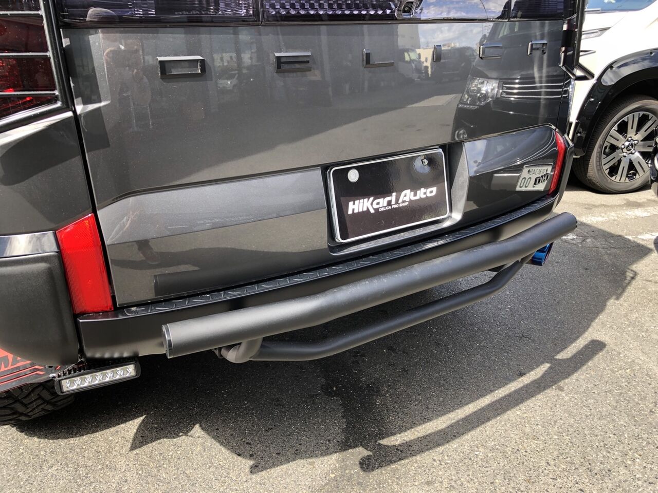 デリカD5 MADLYS リアコーナープロテクター 後期型ボディパーツ デリカ D:5 ﾊﾟｰﾂ 販売 | 輝オートMADLYS リア