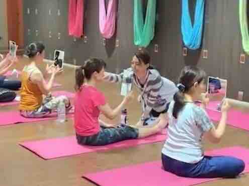 ルキナ津田沼店様で顔ヨガイベントレッスン 虹 光 Anuenue