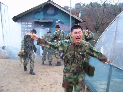 韓国軍　逃亡