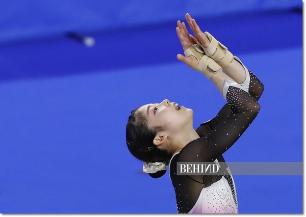 behind1 (22)