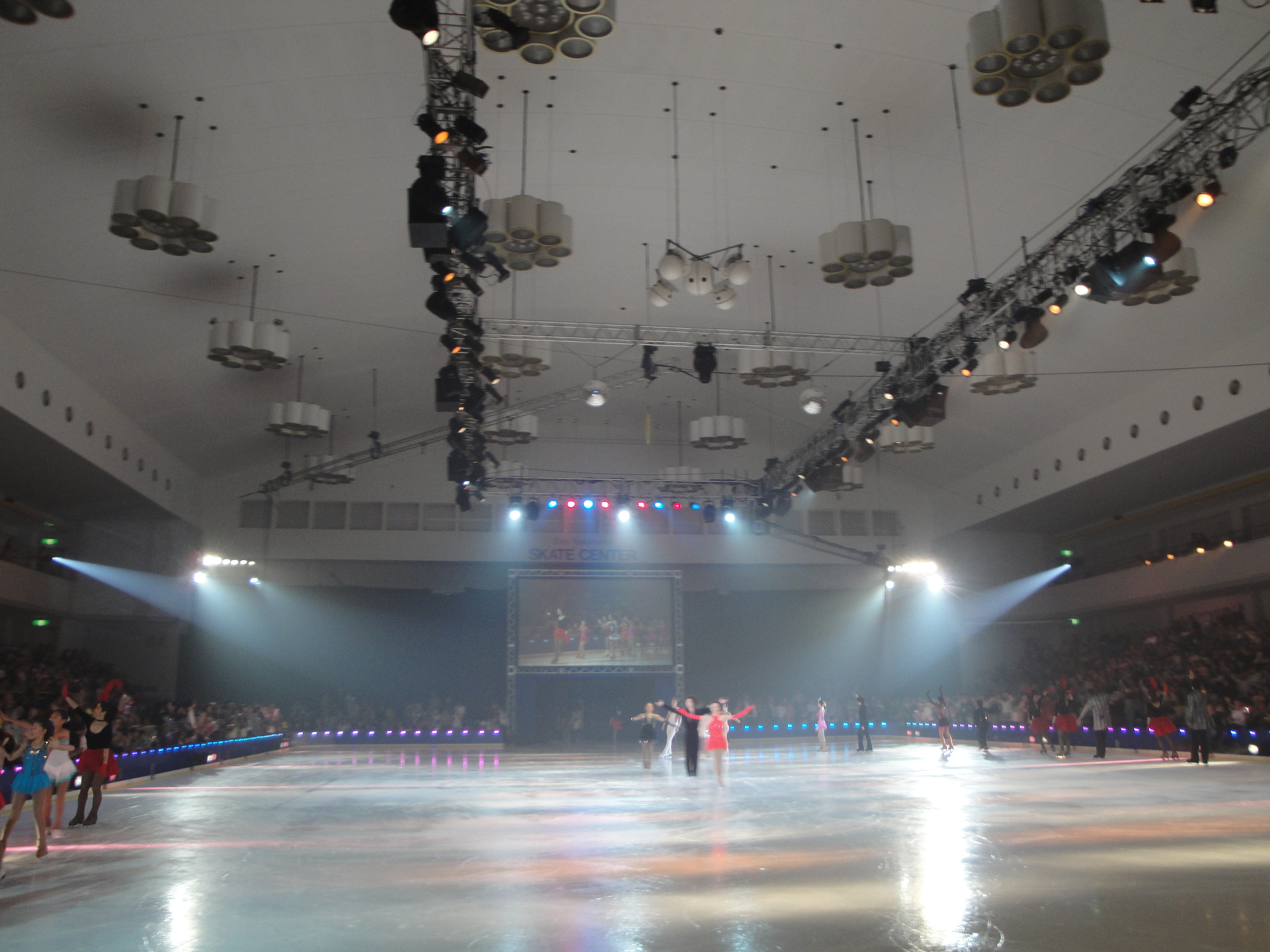 荒川静香と浅田真央の 格 の違い 足立光の 負けない日本人