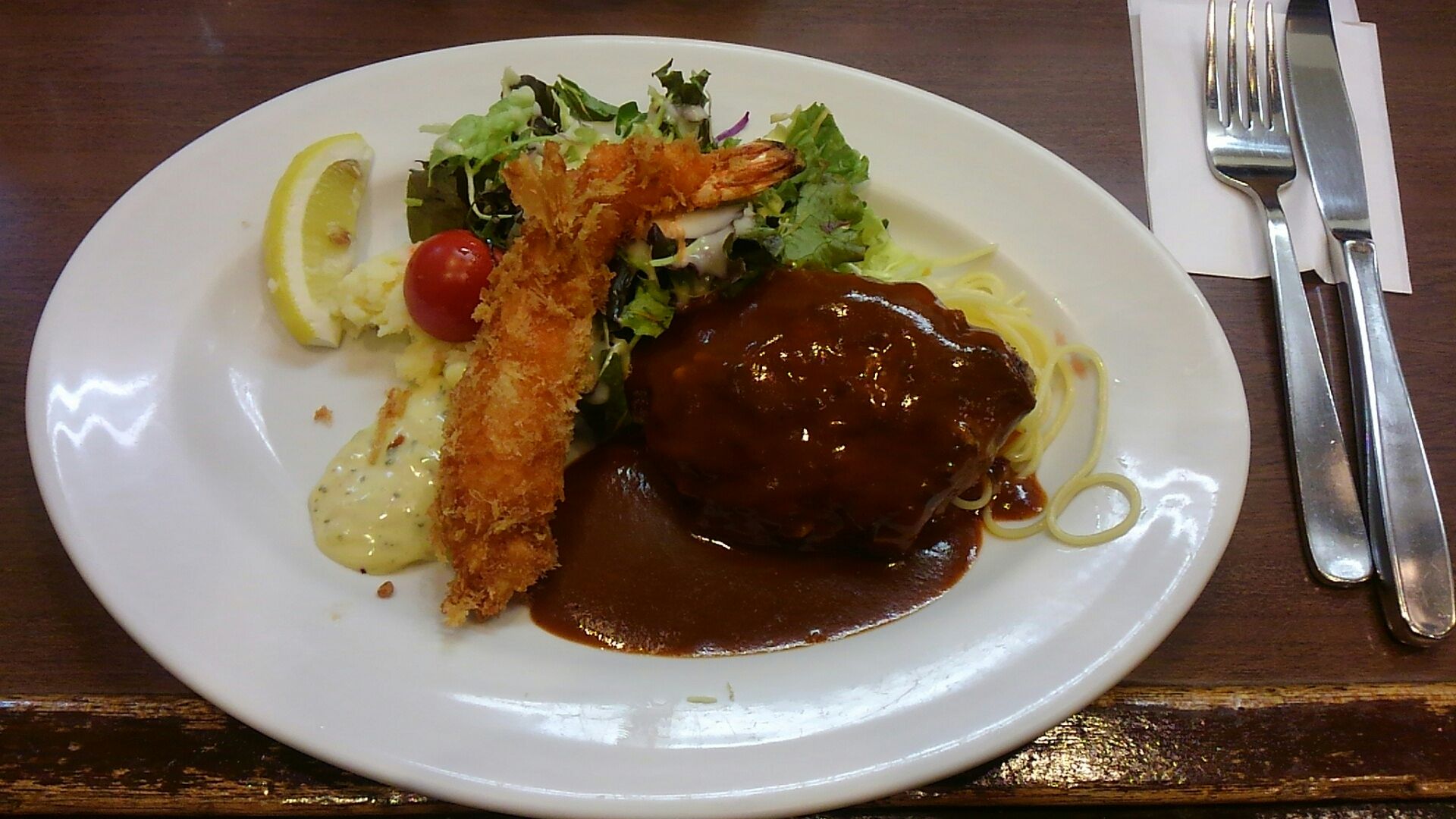 大阪 天満 老舗の洋食屋さん ビフテキのhibioスエヒロ カウンセラー小林ひかる 風と海ぶどう ディープな格安生活 大阪 天満 老舗の洋食屋さん ビフテキのhibioスエヒロ カウンセラー小林ひかる 風と海ぶどう ディープな格安生活