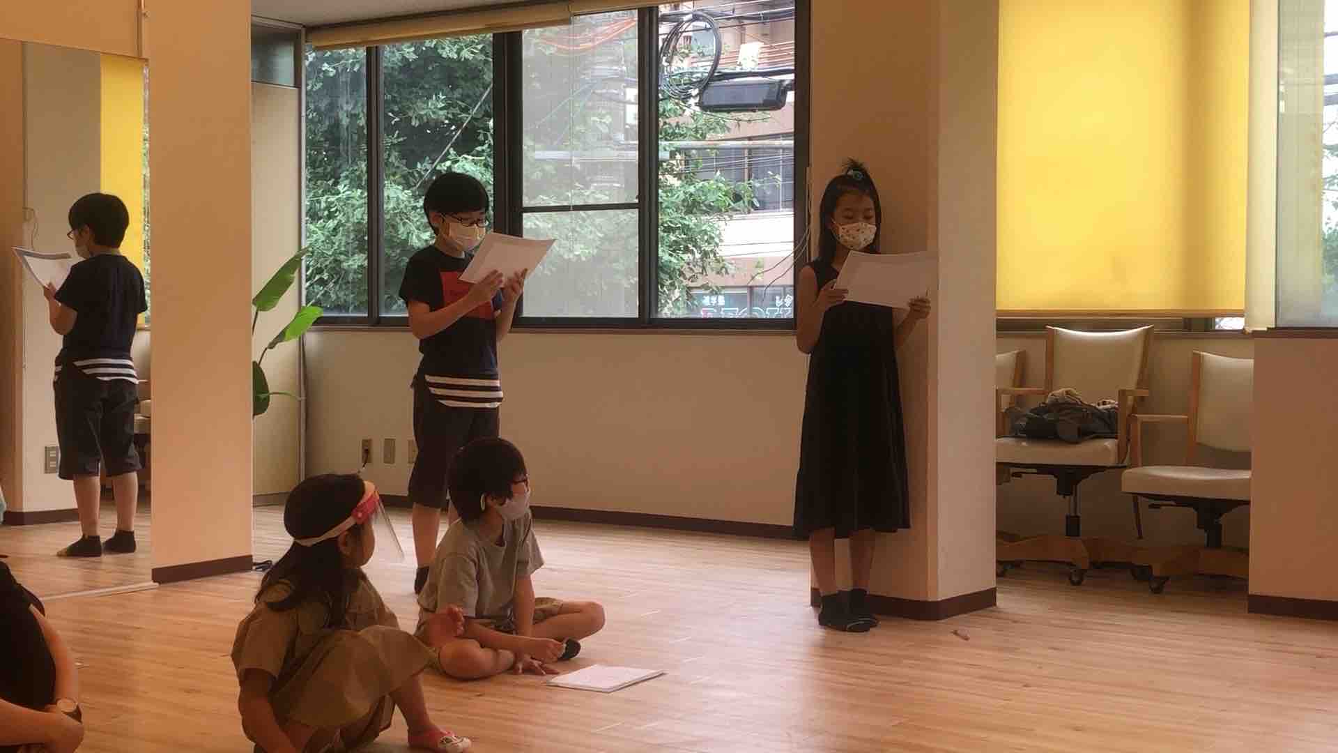 右京太秦芸能人会共同企画 この夏放送開始 キッズラジオ カウンセラー小林ひかる 風と海ぶどう ディープな格安生活