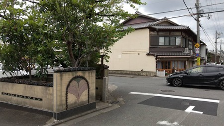 3393F0FE-B2CE-47A4-96D8-D6AAD1AF9543