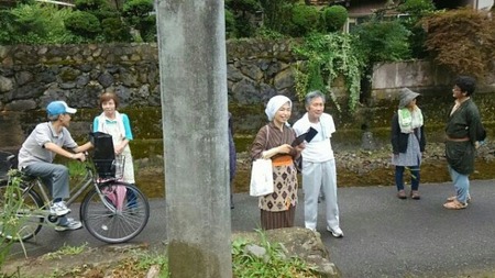 207DF54B-9080-4C1F-BD8A-47085C5CC37E