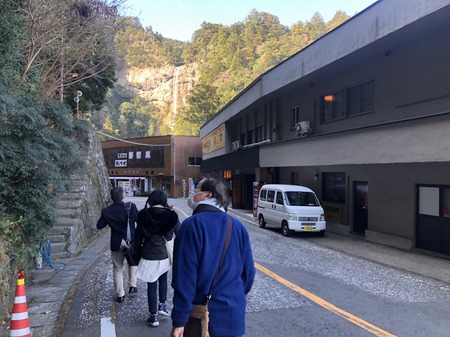 ADDFAE09-7B6B-4B99-B878-A7735E940B17