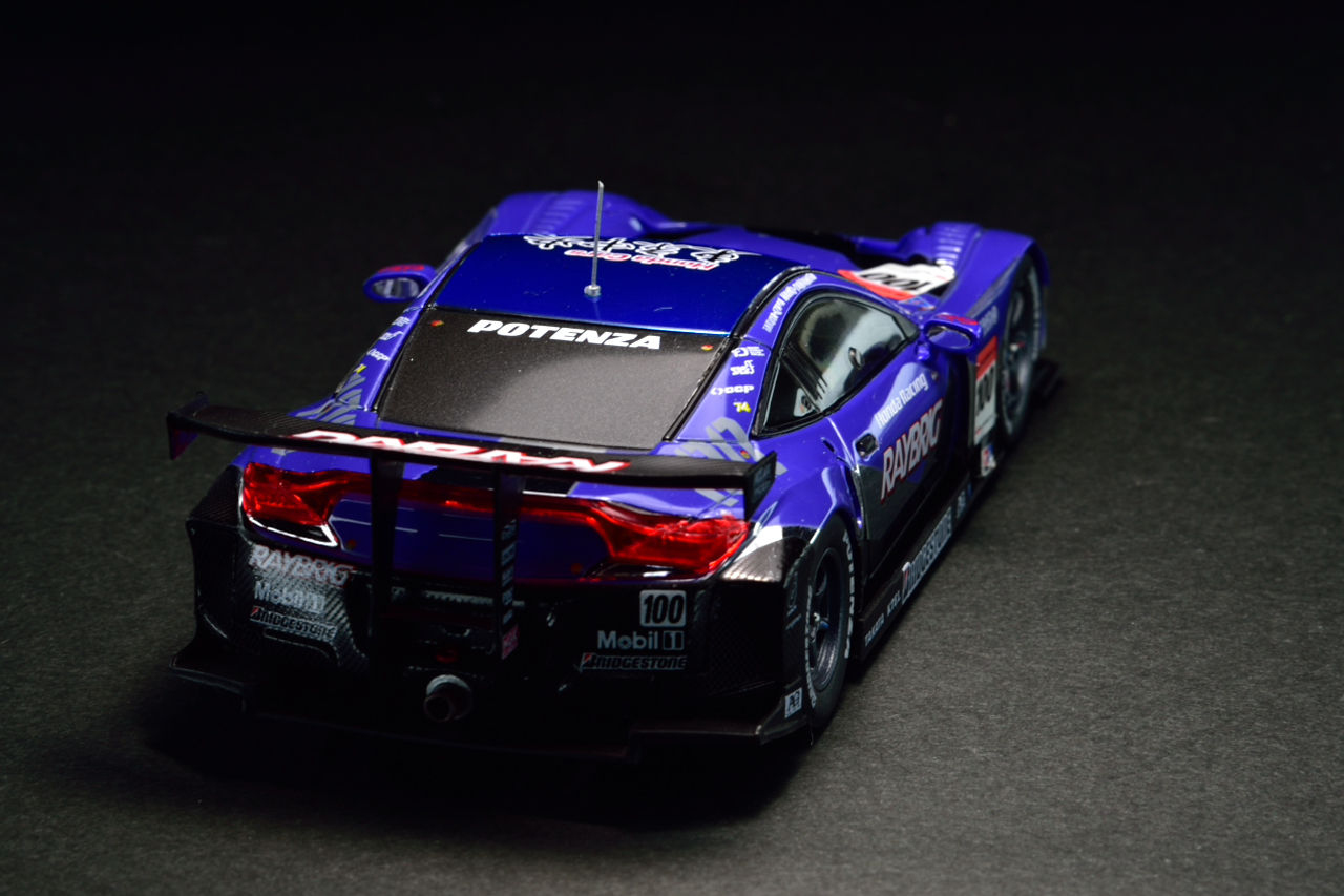 EBBRO 1/43 RAYBRIG HSV-010 GT 2010 : POKER FACE 4 ReLoad EBBRO 1/43 RAYBRIG HSV-010 GT 2010 : POKER FACE 4 ReLoad