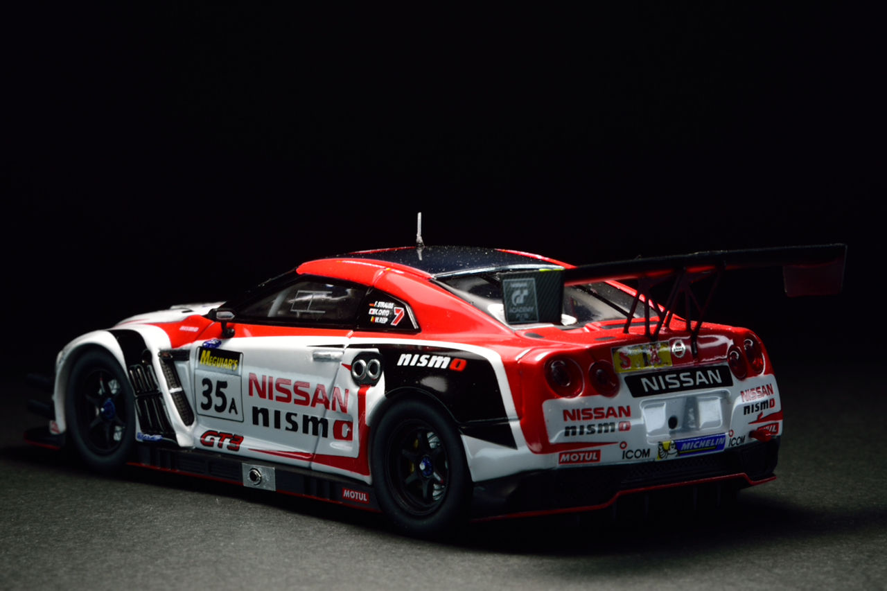 EBBRO 1/43 Nissan GT-R nismo GT3 BATHURST 12h race 2015 EBBRO 1/43 Nissan GT-R nismo GT3 BATHURST 12h race 2015