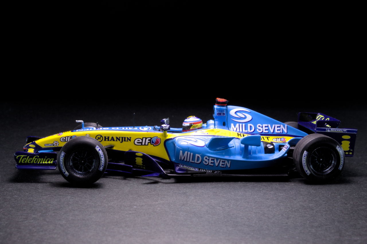 ルノー別注 1/43 ルノー F1 R24 アロンソ 鮮烈 2004 F1 RENAULT