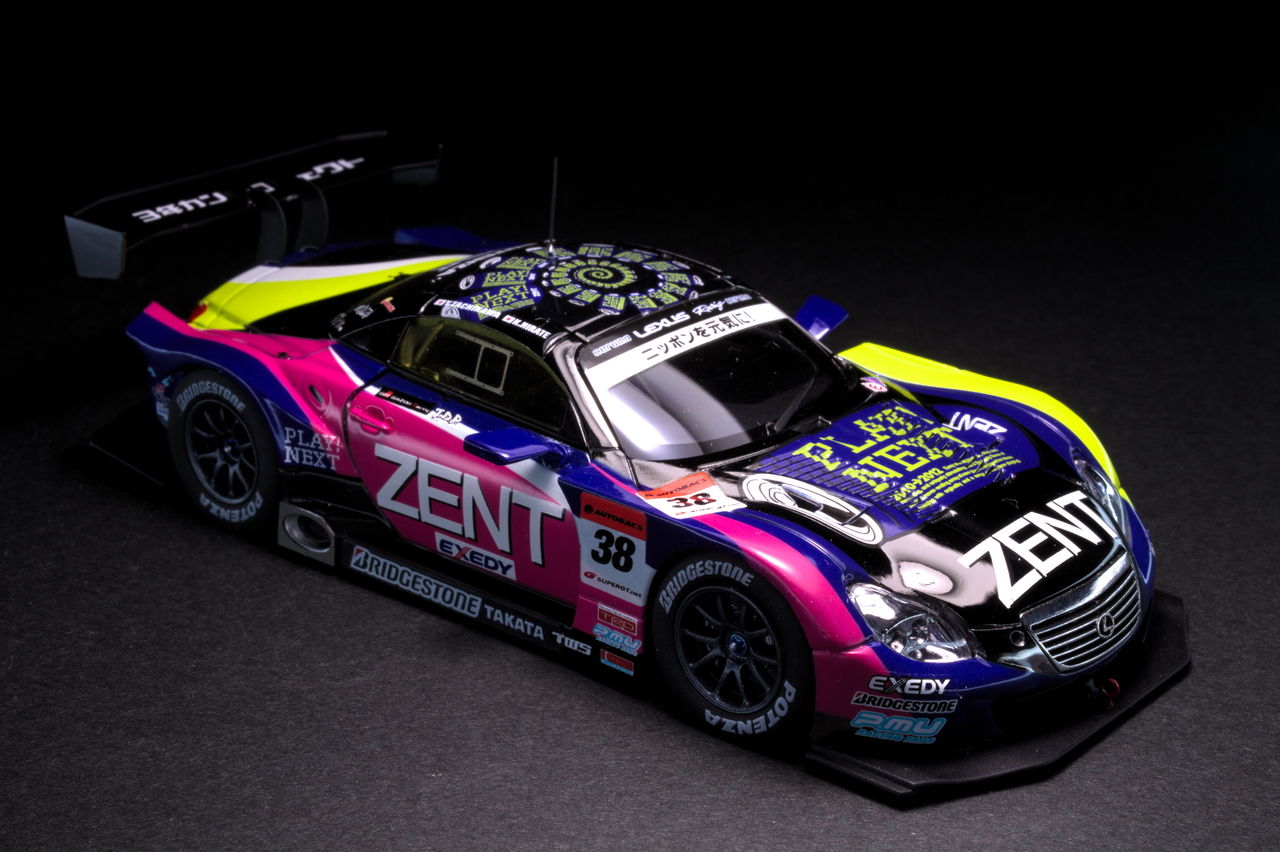 【★完売必至★】ETRO ☆ リバーシブル ジャカード ケープ EBBRO 1/43 au CERUMO Supra 2003 JGTC ② : POKER FACE 4 ReLoad