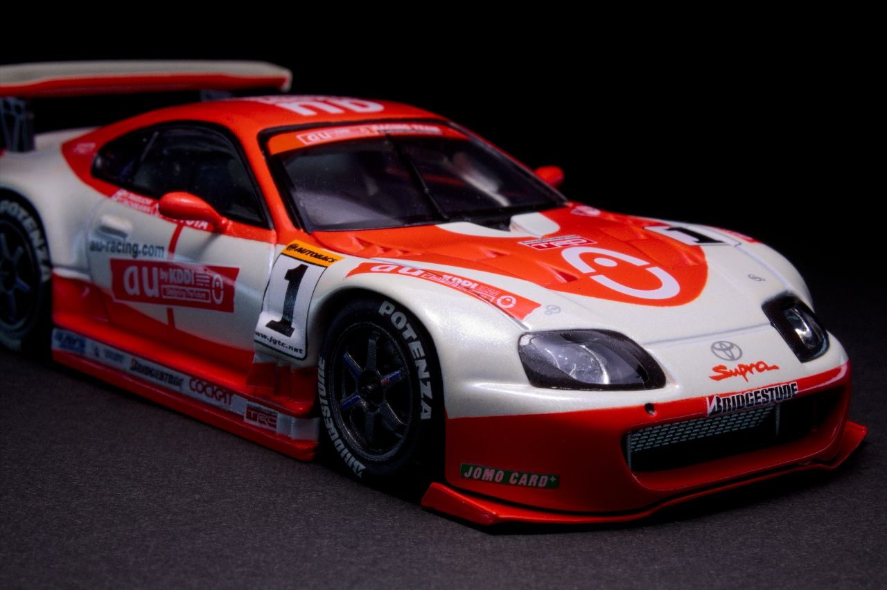 EBBRO 1/43 au CERUMO Supra 2002 JGTC ② : POKER FACE 4 ReLoad EBBRO 1/43 au CERUMO Supra 2002 JGTC ② : POKER FACE 4 ReLoad