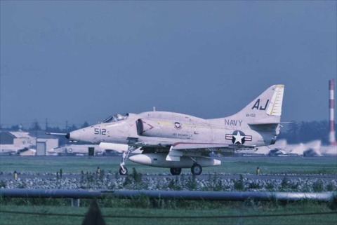 厚木AJ１９７０AUG0019_R